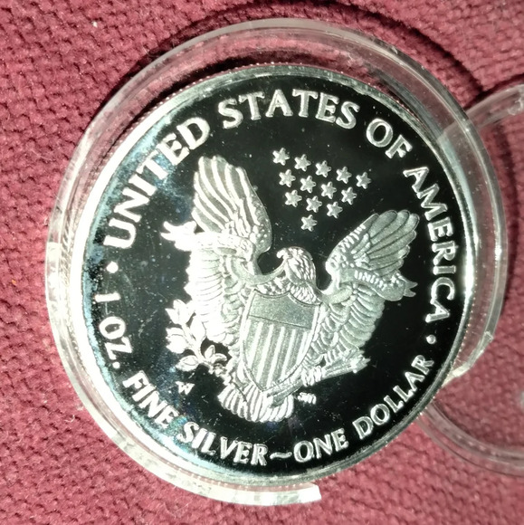 1 ounce of fine silver"SlLVER EAGLE' Coin - Picture 7 of 12
